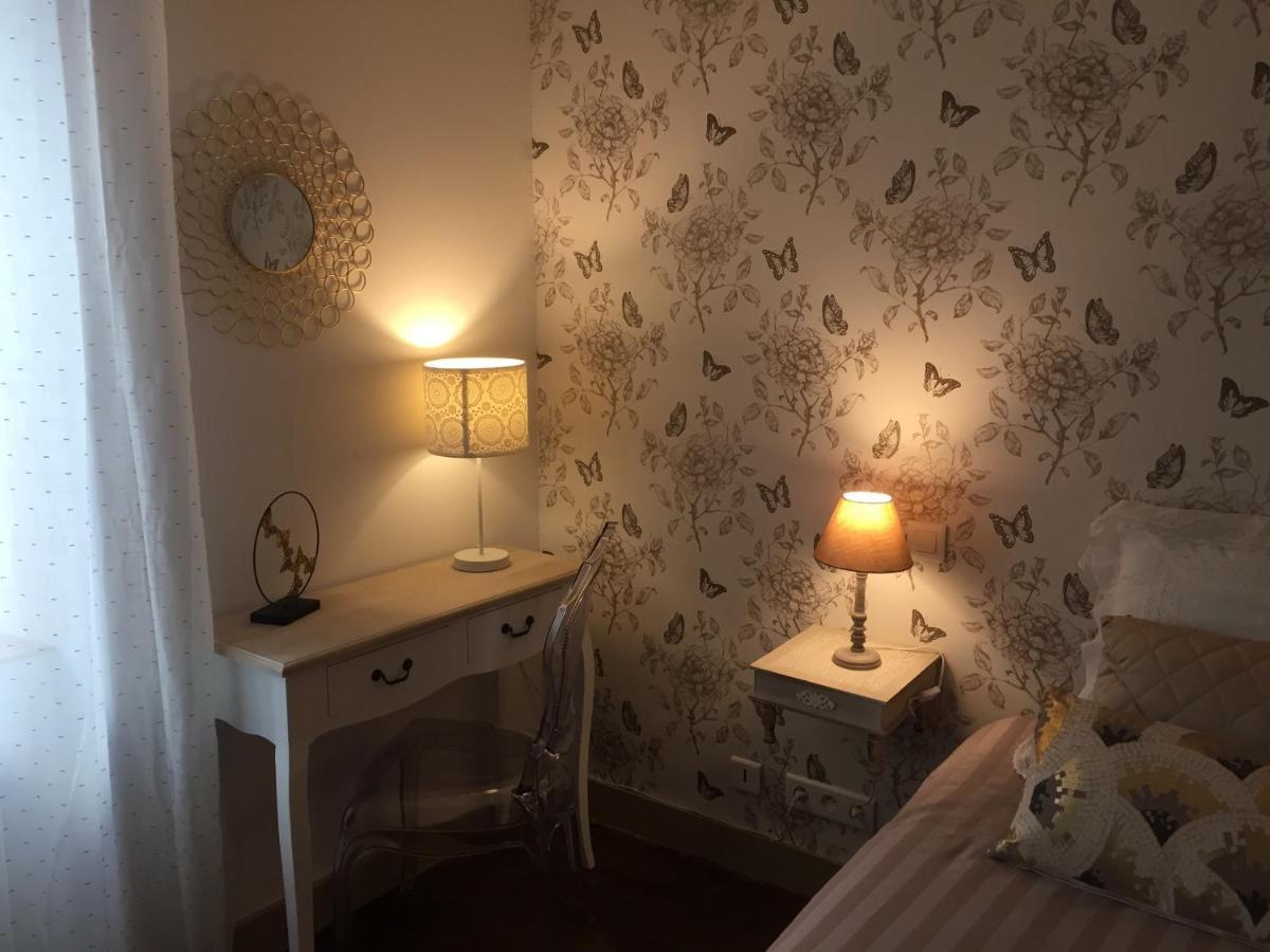 Bed and Breakfast De Charme Et D'Eau Saint-Savinien Экстерьер фото